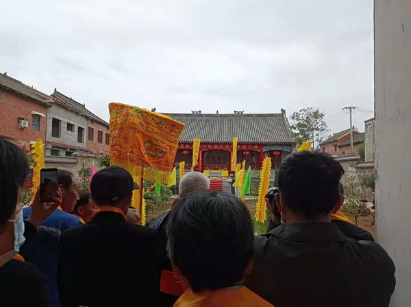 ���Ͻ�����������������ɵ�Y�R�~����V����