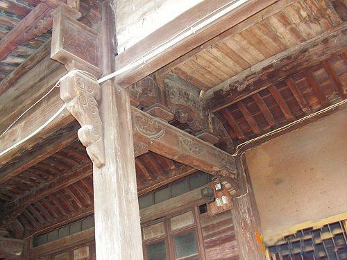 ���M(j��n)����СԽ��Ҵ�